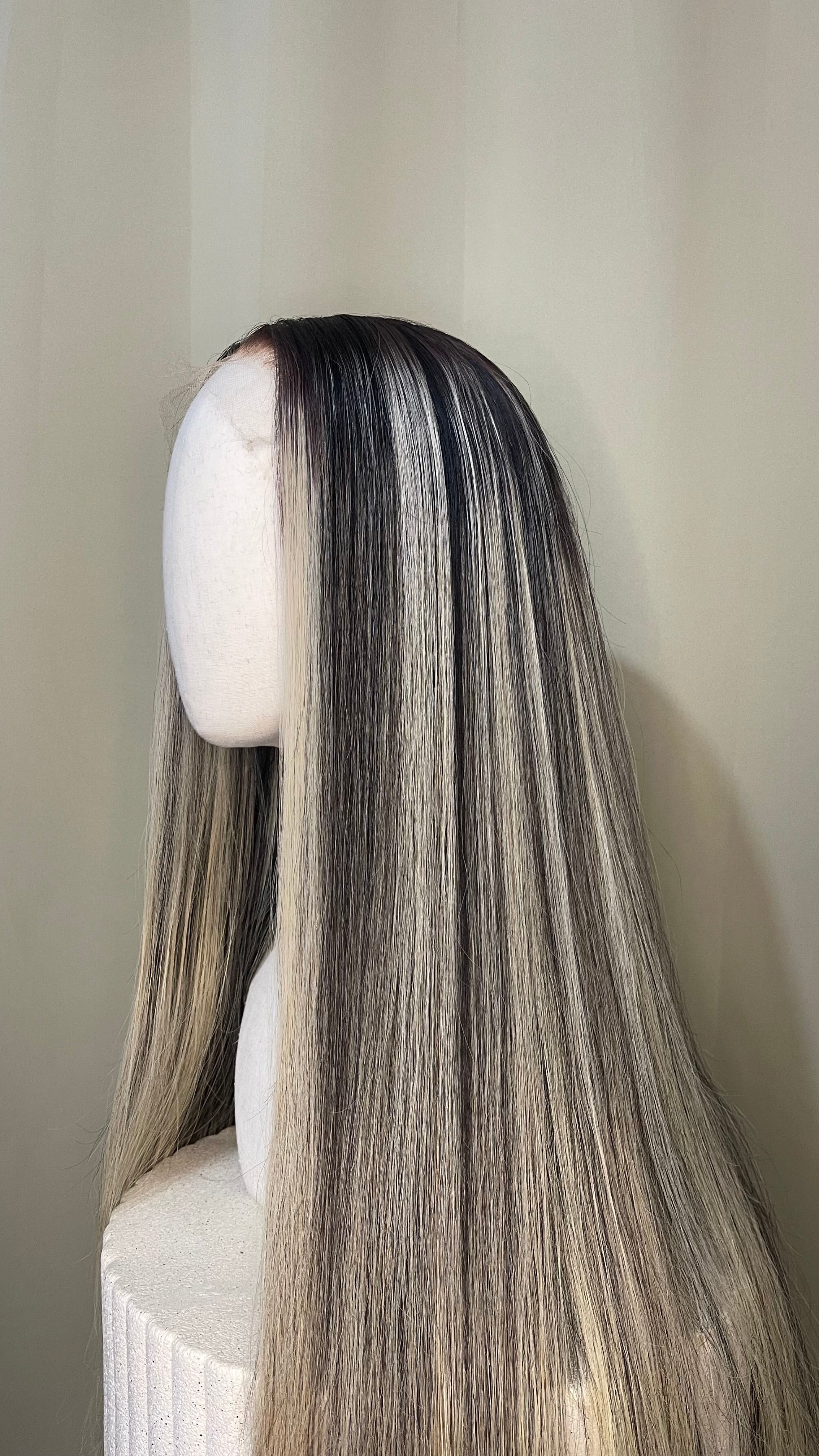 Base wig